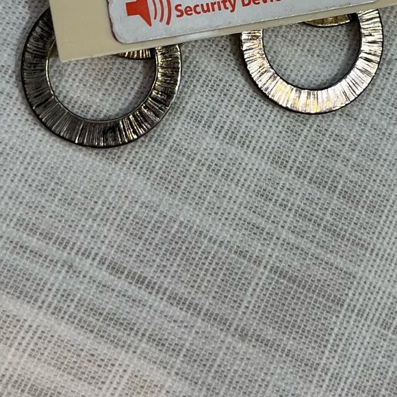 Sonoma Dangle Earrings - Picture 7 of 7